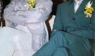 唐鹤德替张国荣领奖 唐鹤德替张国荣领奖